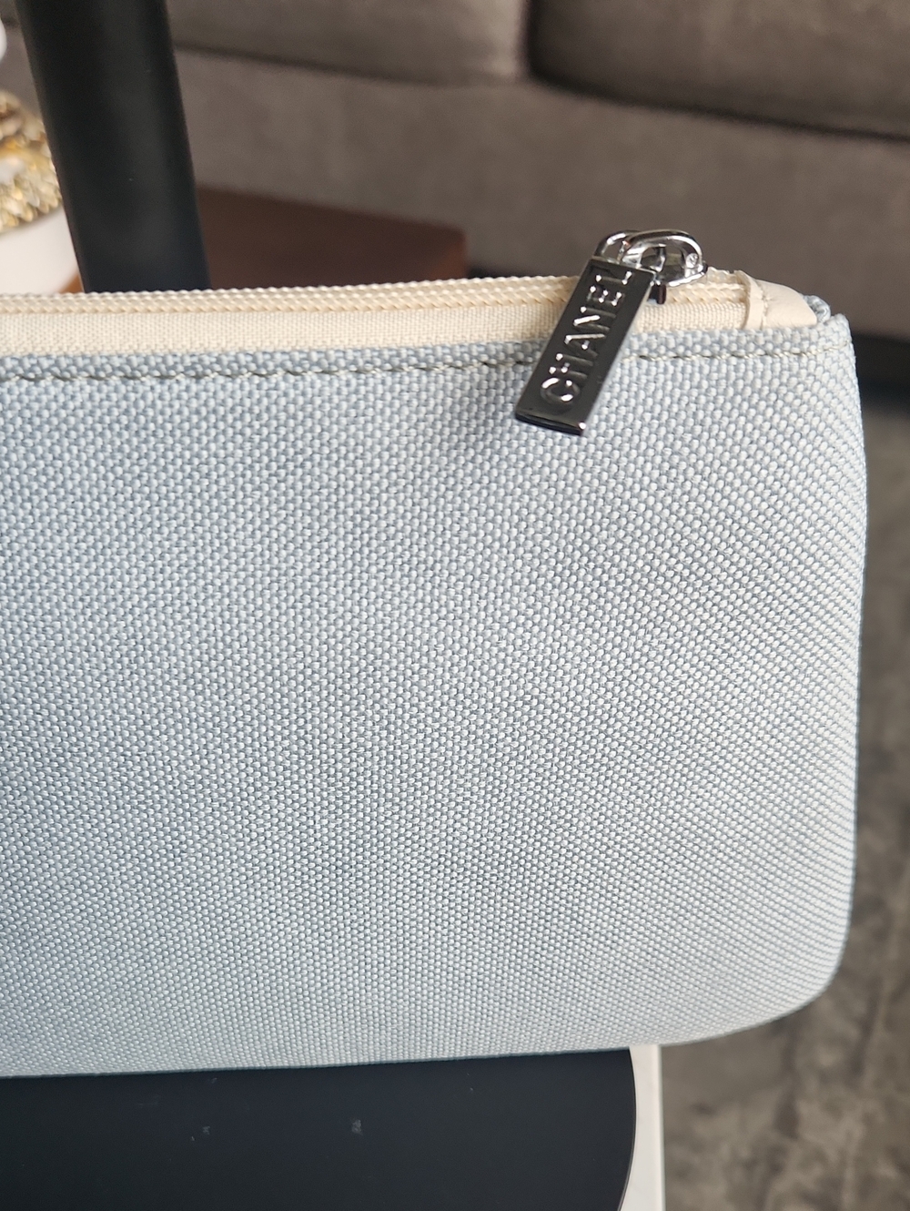 Final Sale ‼️Denim Wristlet Cosmetic Pouch – Women’s Casual Clutch